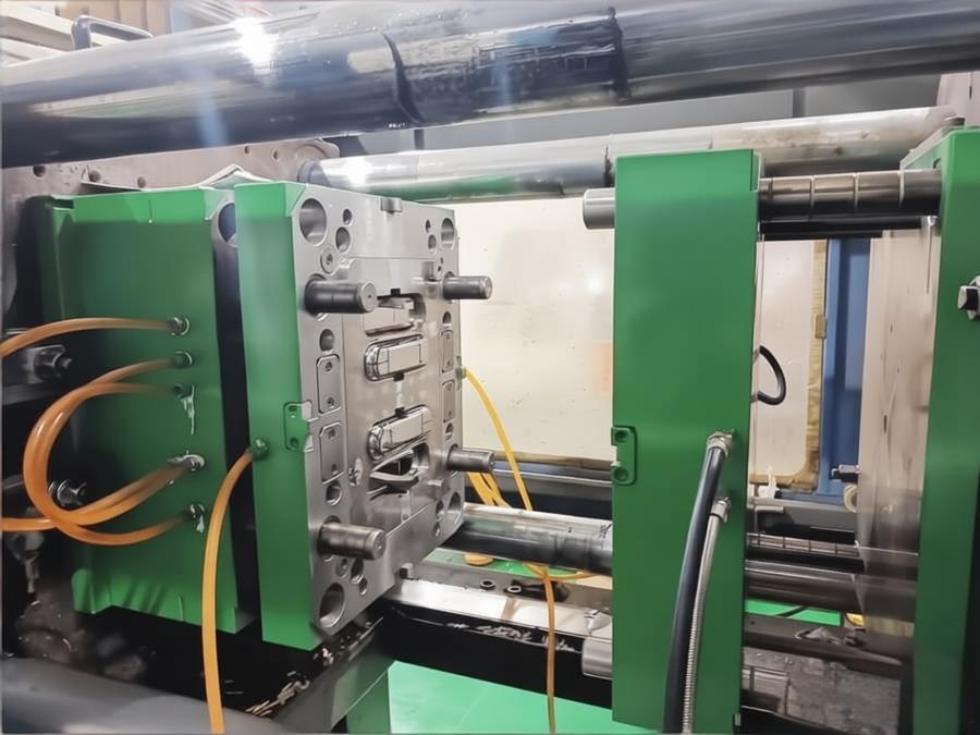 Injection molding workshop 7