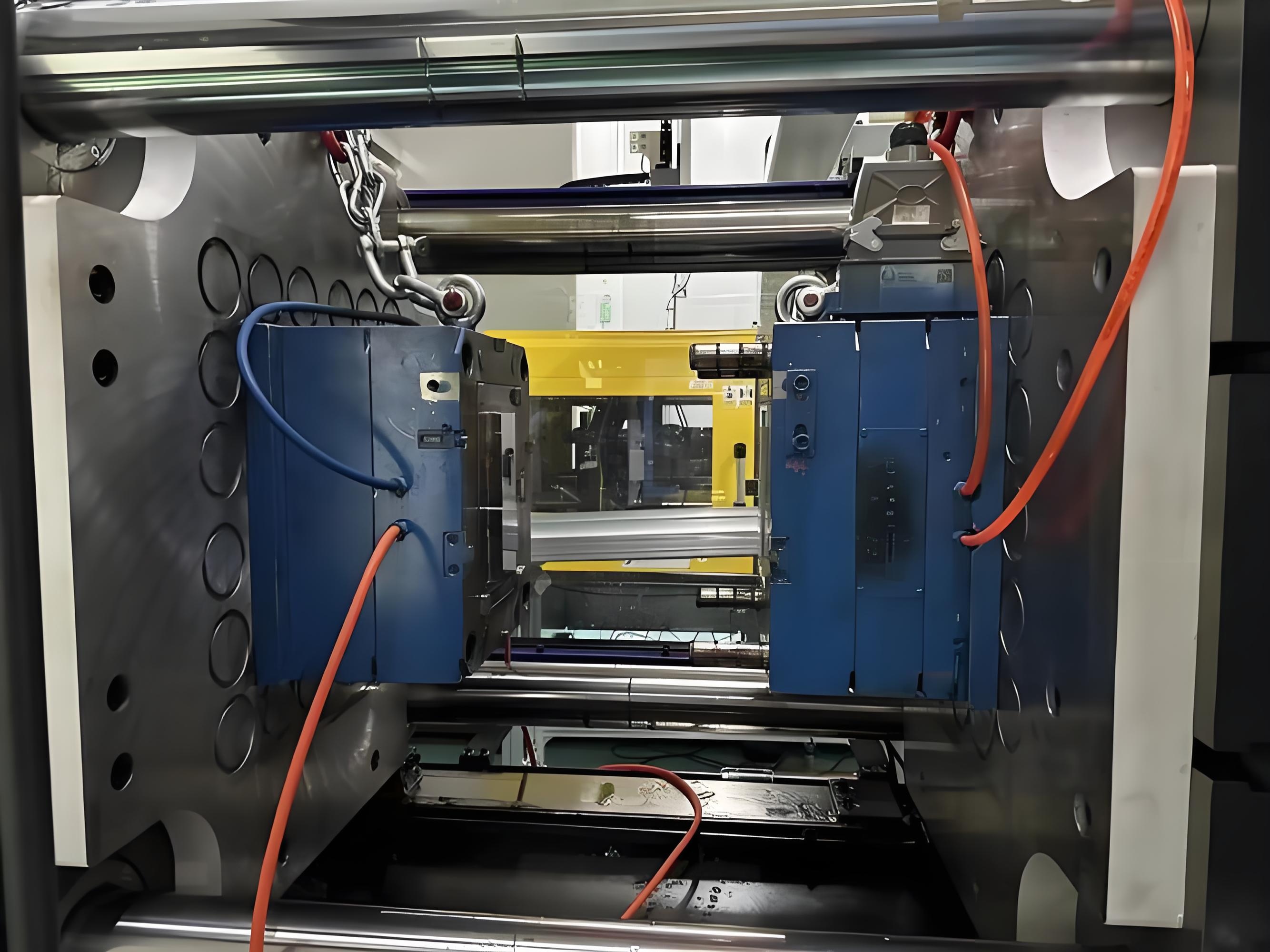 molding line